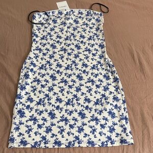 Forever 21 Blue and White Floral Mini Dress